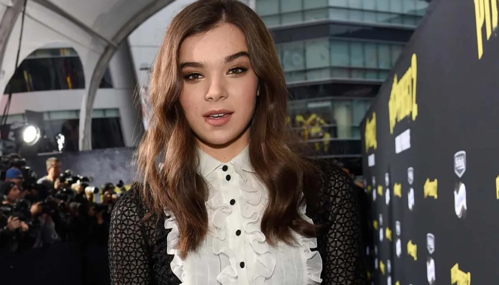 Hailee Steinfeld 