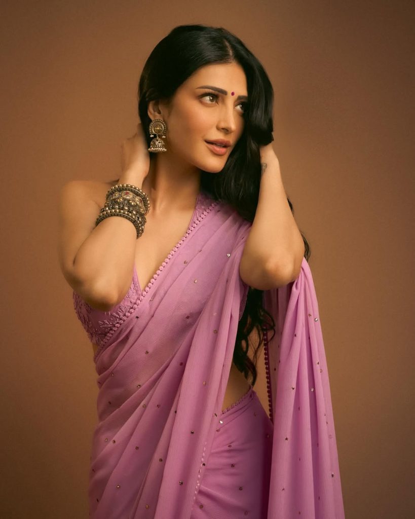Actress Shruti Haasan Photos