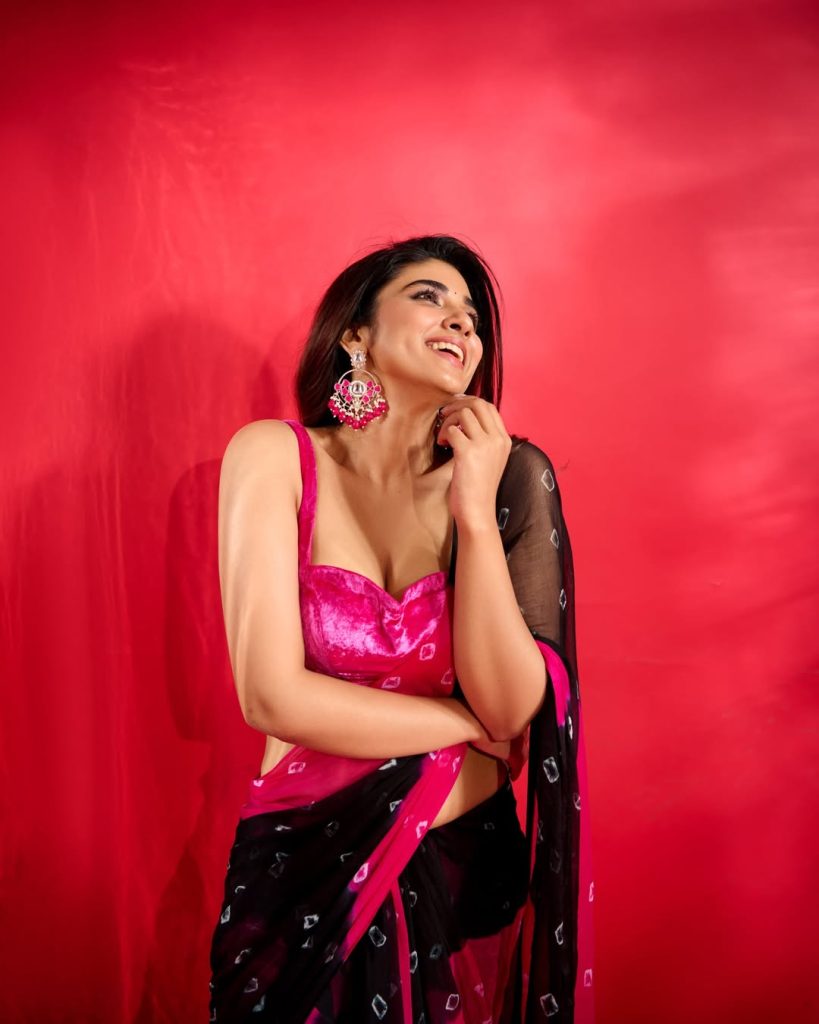 LATEST Pragya Nagra Hot Pics
