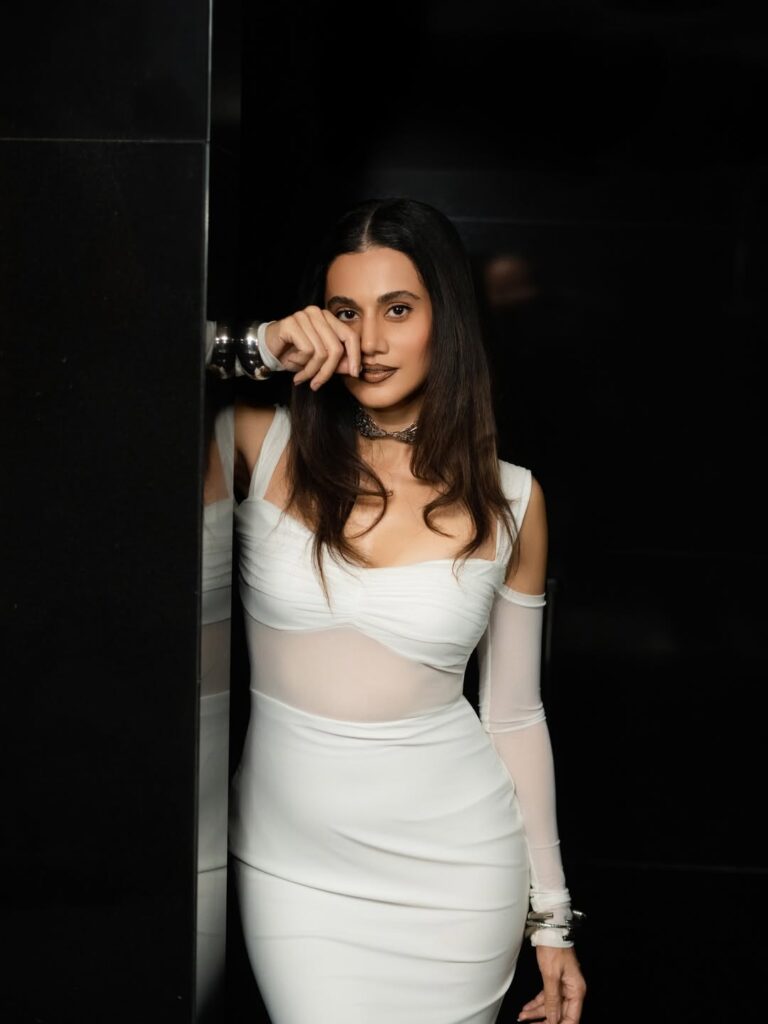 Taapsee Pannu Hot Photos
