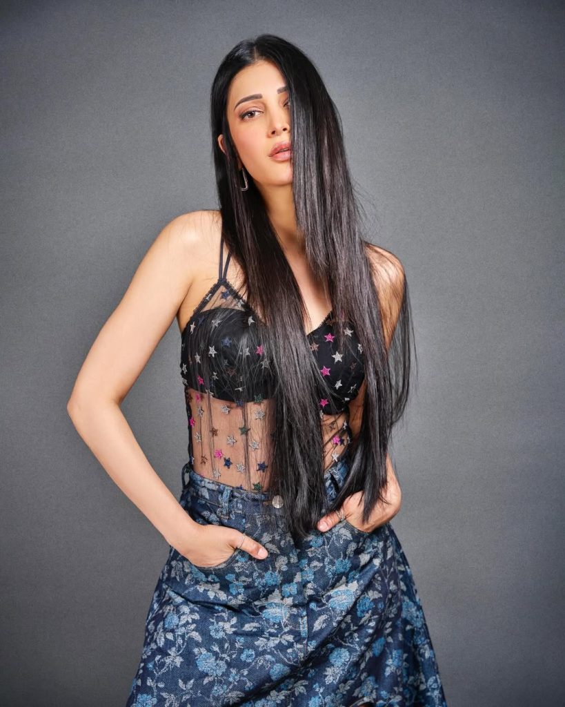 Actress Shruti Haasan Photos