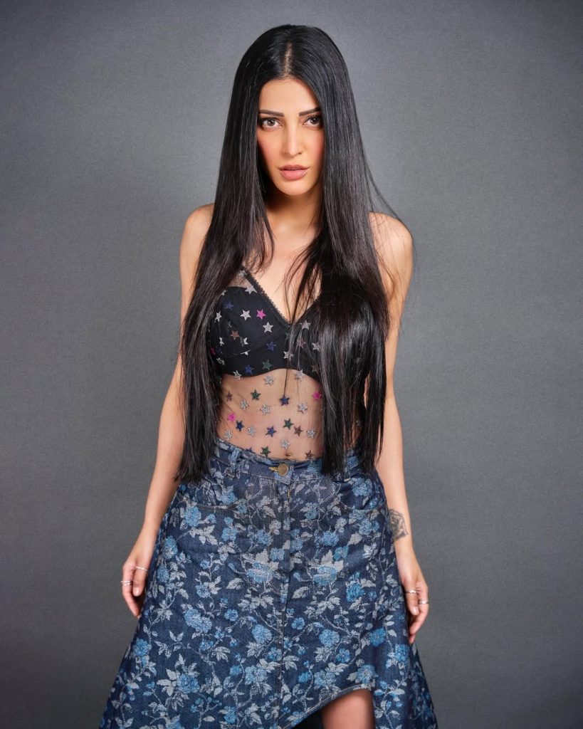 Actress Shruti Haasan Photos