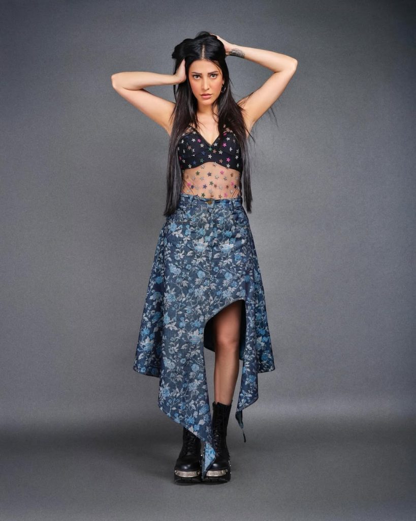 Actress Shruti Haasan Photos