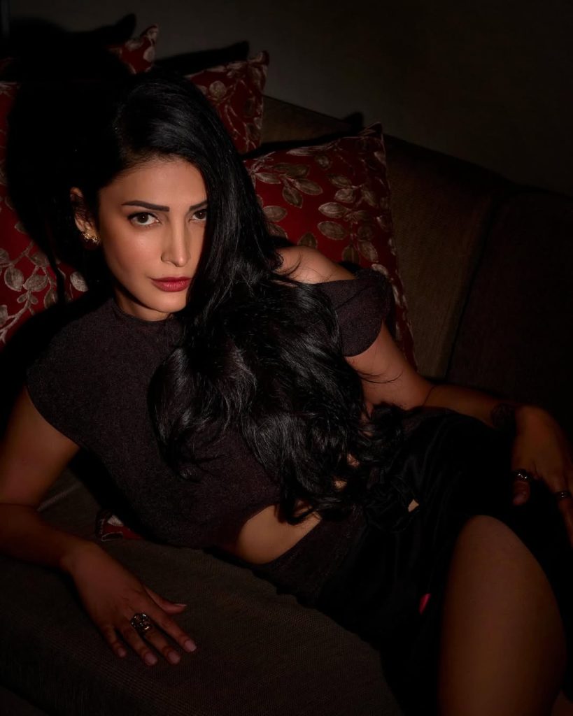 Actress Shruti Haasan Photos