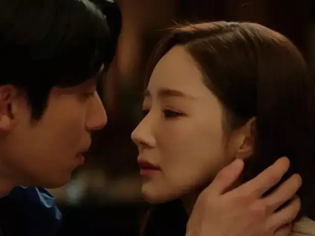 Siren's Kiss