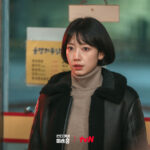 Park Shin Hye’s Yeouido Pirates Walk Into a Trap in “Undercover Miss Hong” — And Things Are About to Get Messy