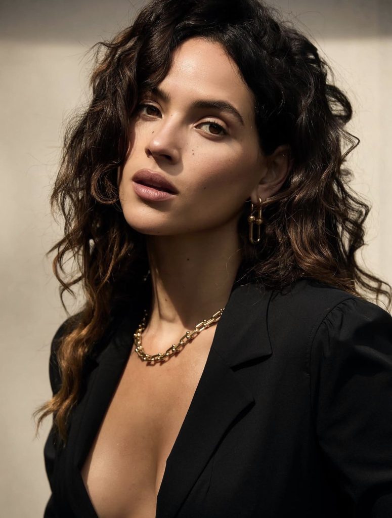 Adria Arjona