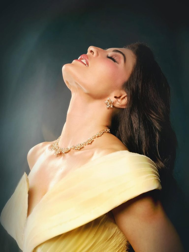 Jacqueline Fernandez Hot Photos