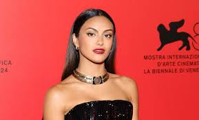 Camila Mendes