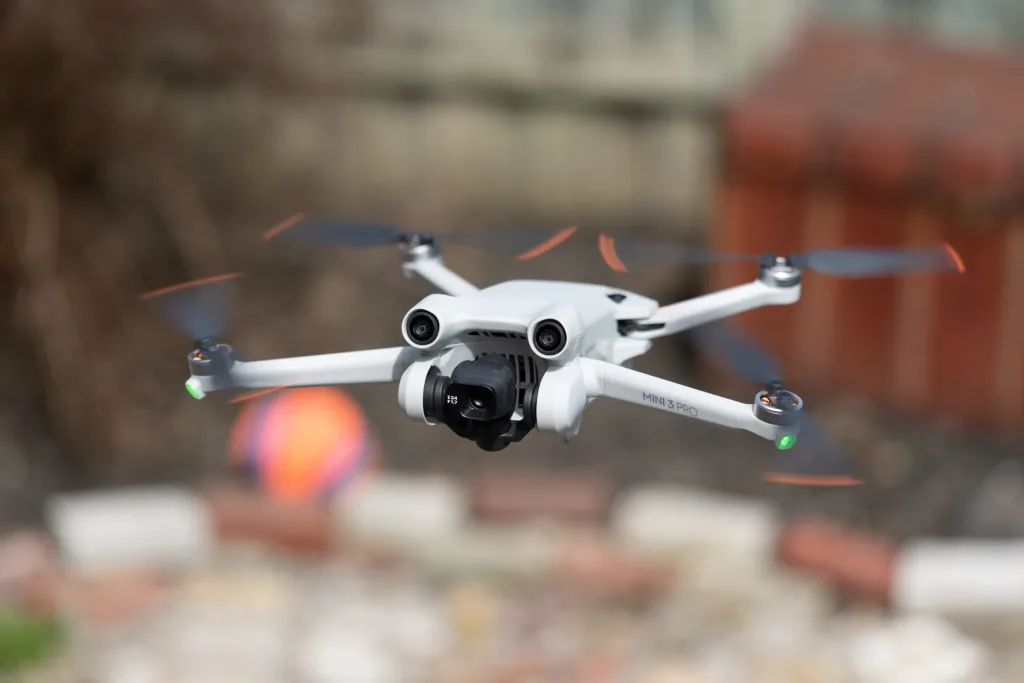 DJI