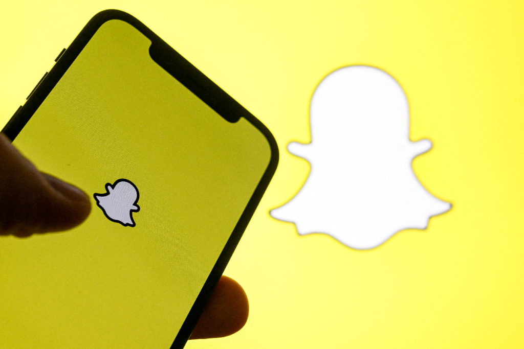 Snap Workforce Cuts Signal