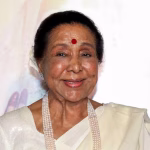 Asha Bhosle Hospitalised: India’s Most Recorded Voice Admitted to Mumbai’s Breach Candy Hospital After Cardiac Arrest