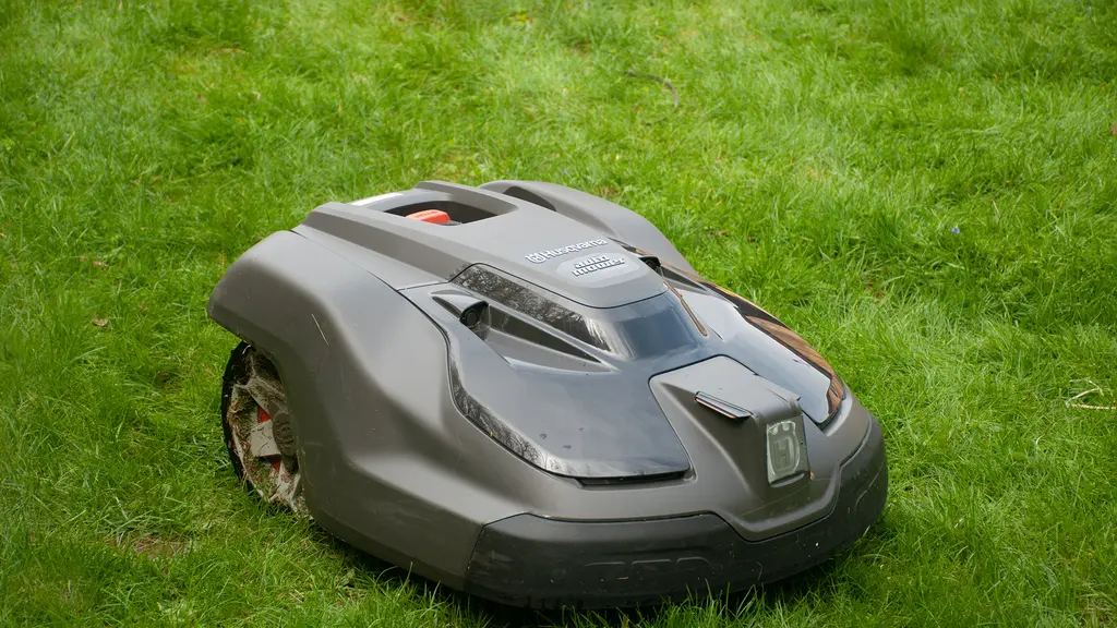 Lawn Mowers 