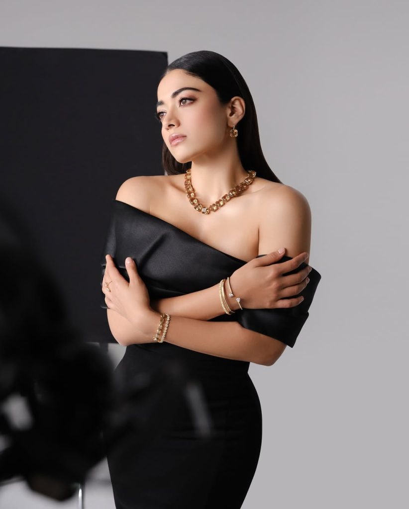 Rashmika Mandanna Hot Pics