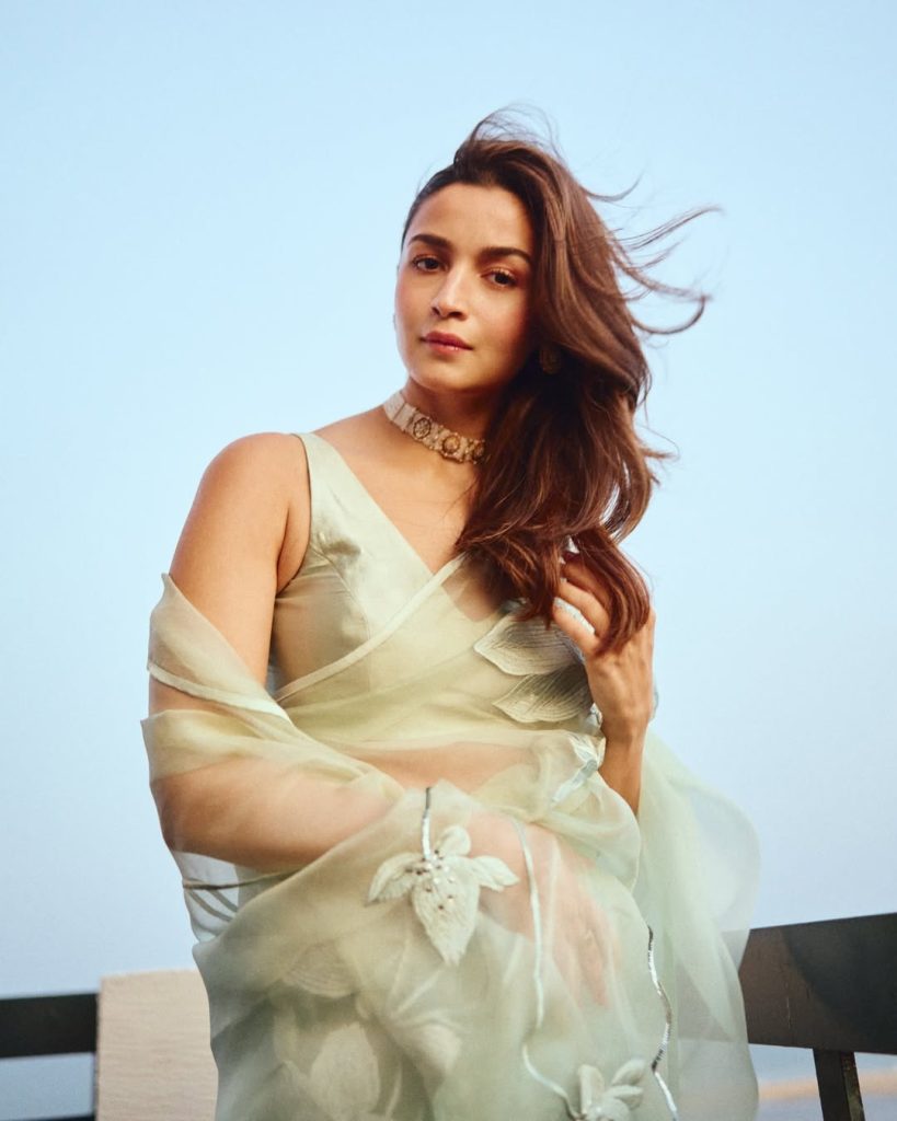 Alia Bhatt Hot Pics