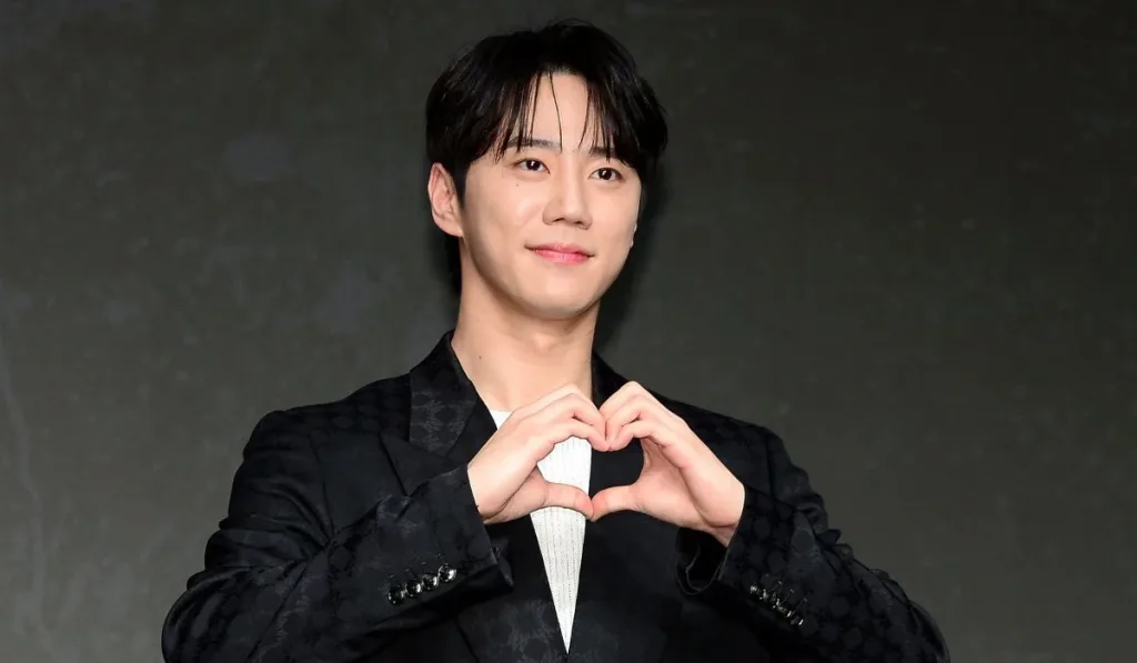 Lee Jun-Young