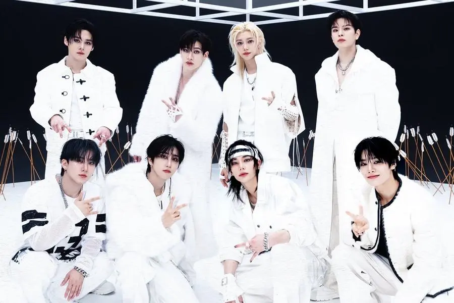 Stray Kids