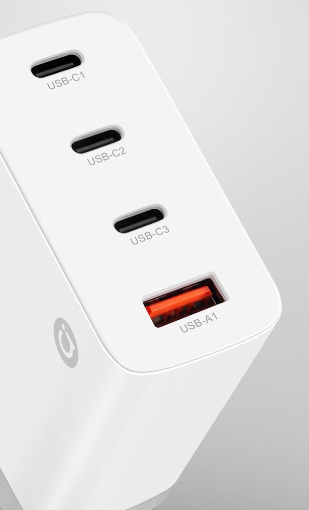 Asus's New $25 Charger Packs 100W, Four Ports, and Foldable Prongs
