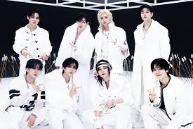 Stray Kids