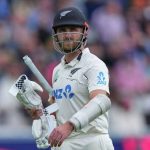 Kane Williamson vs Peers in the Middle-Overs Department