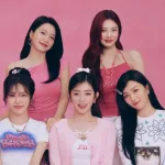 Red Velvet Unveils Upgraded Official Light Stick Ver.2