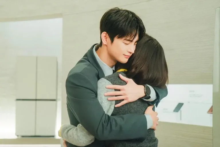Office Romance Exposed: Seo In Guk Goes Public!