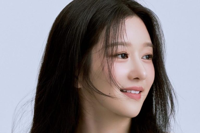 Seo Yea Ji