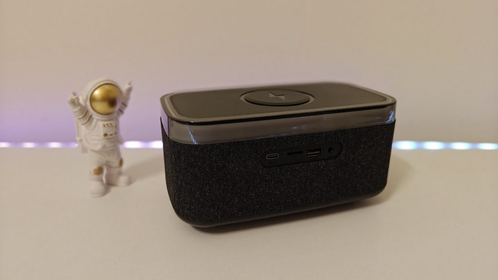 Portronics Trifusion Review: A 16W Speaker, Wireless Charger, and Mood Light for Just Rs. 1,599