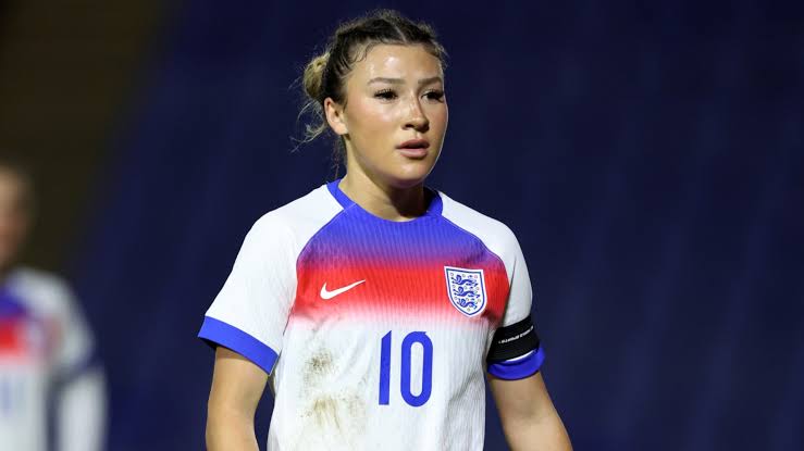 Erica Parkinson: England’s Rising Midfield Star