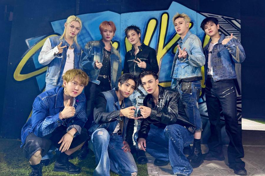 Stray Kids