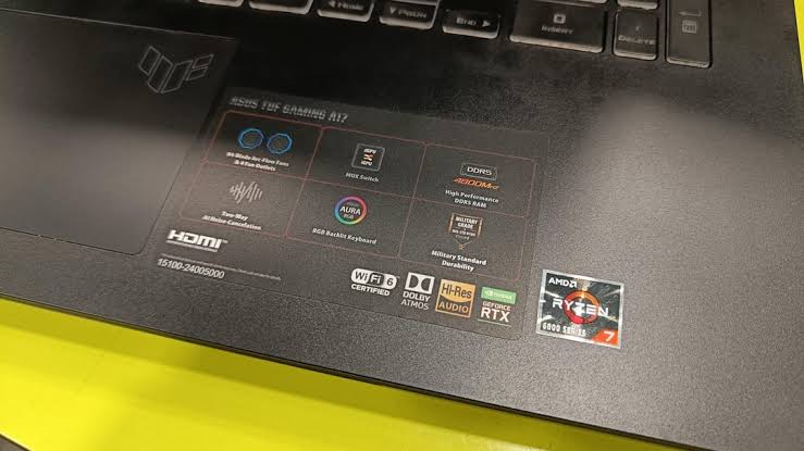 Laptops 