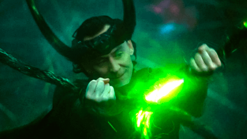 Tom Hiddleston