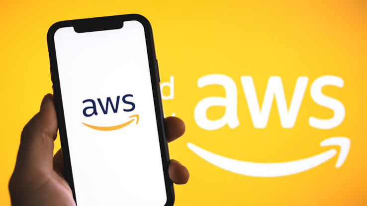 Amazon’s AI Warning: US Losing Tech Race?