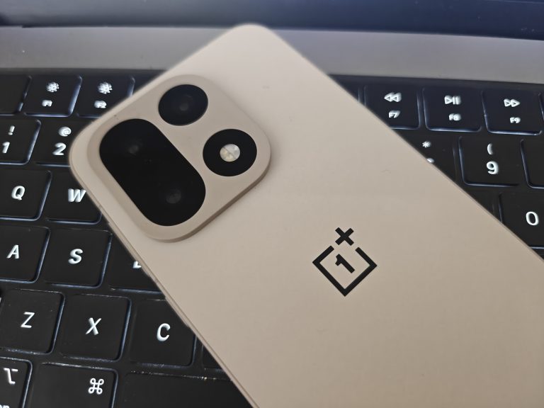 OnePlus 15: New OxygenOS 16 Update