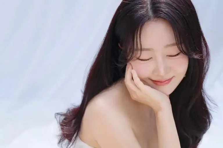 LABOUM’s Yujeong Announces Winter Wedding!