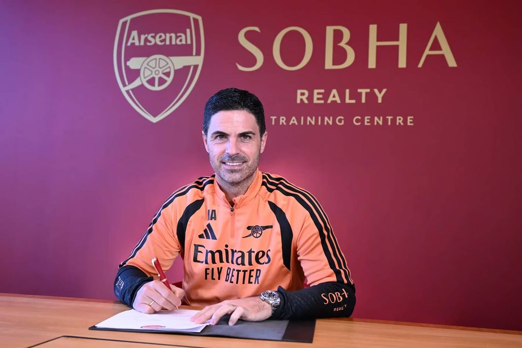 Mikel Arteta signs his new Arsenal contract