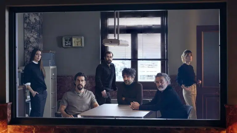 A Christmas Eve Confession Leads to a Case That “Defies All Logic”: Oriol Paulo’s “Proxies” Hits Netflix