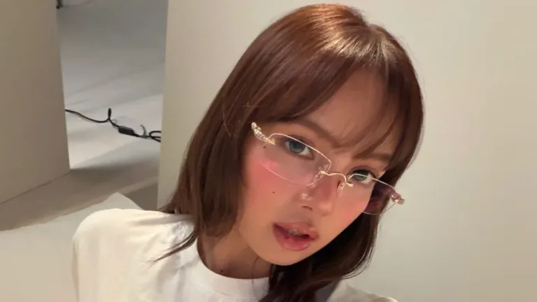 Lisa’s Secret Dream: Marriage and Motherhood