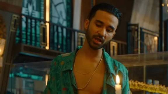 Raftaar vs Raghav Juyal