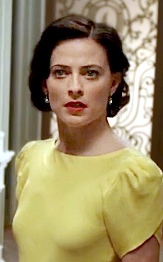 Lara Pulver